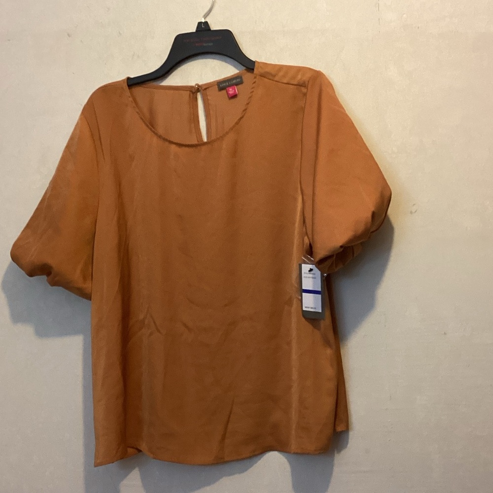 NWT Vince Camuto Women's Tan Blouse with ballon sleeves Size XL
